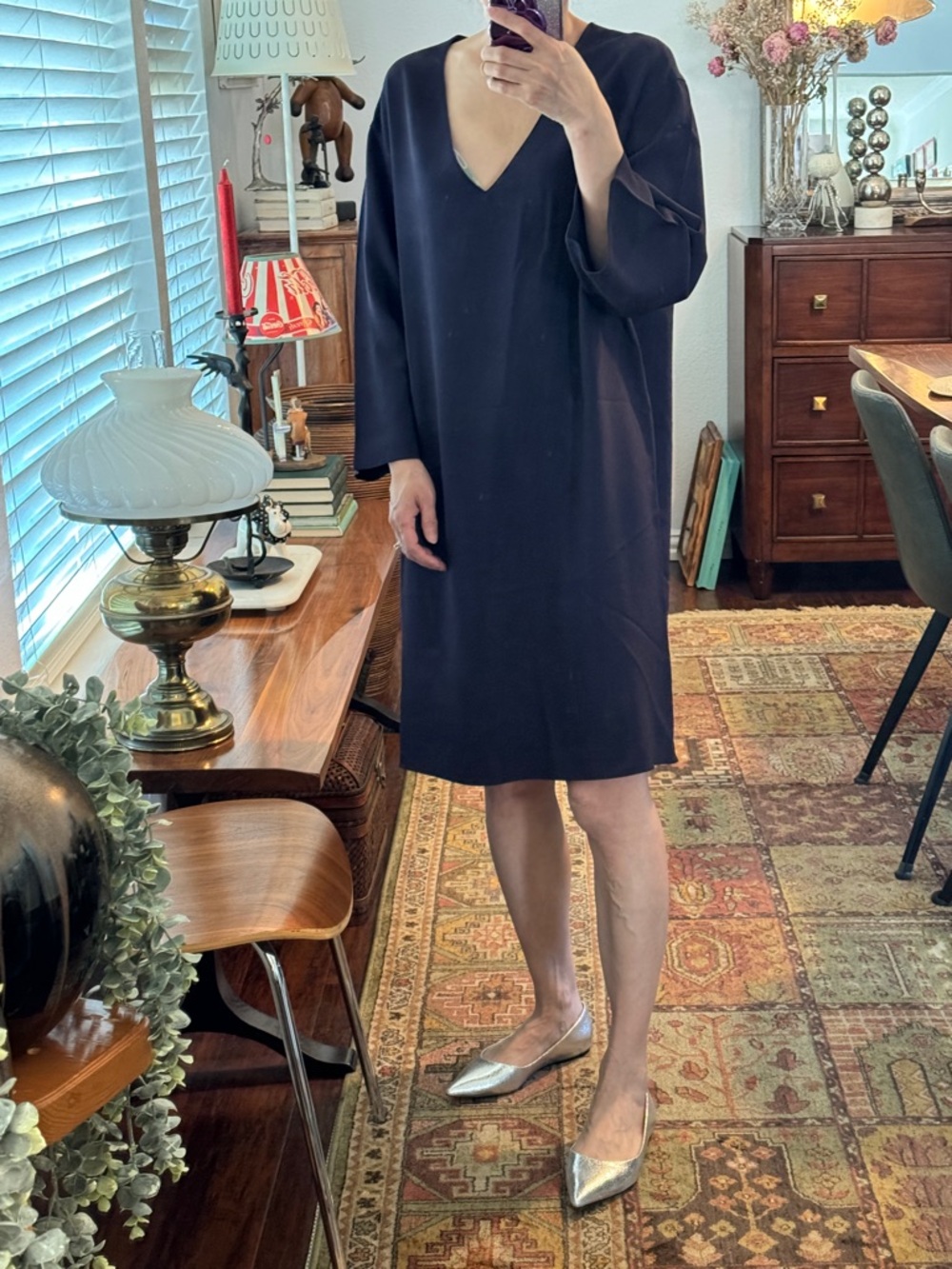 Vince Navy V Neck 1/2 Sleeve Minimalist Shift Dress Size M